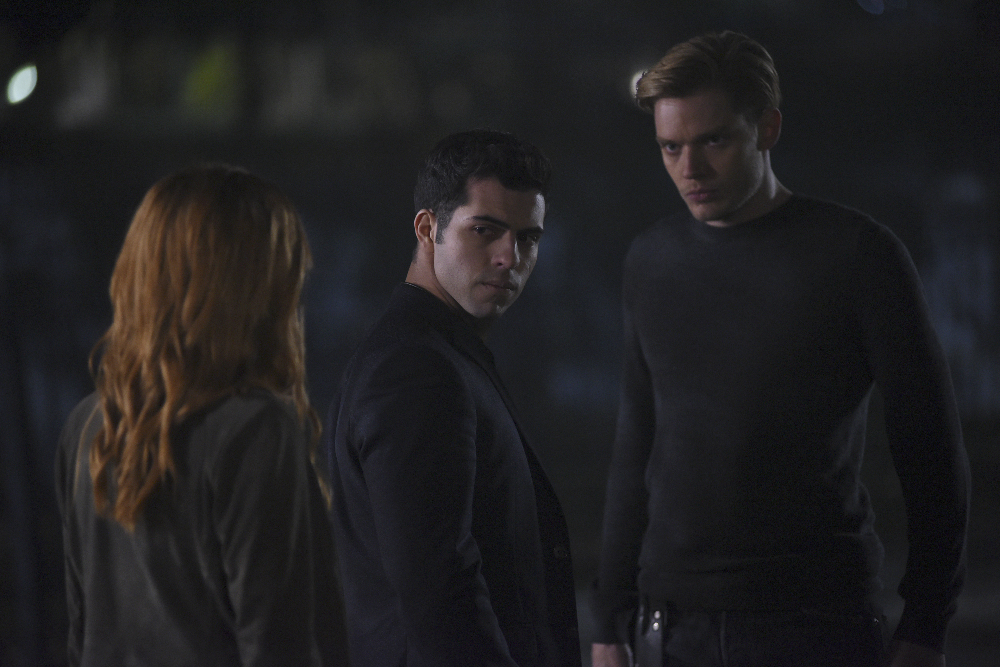 SHADOWHUNTERS - "By The Light Of Dawn" - Valentine’s plan is in full effect and the Shadowhunters must act fast to save the Downworld in “By the Light of Dawn,” the spring finale of “Shadowhunters,” airing MONDAY, MARCH 6 (8:00 – 9:01 p.m. EST), on Freeform. (Freeform/John Medland) DAVID CASTRO, DOMINIC SHERWOOD