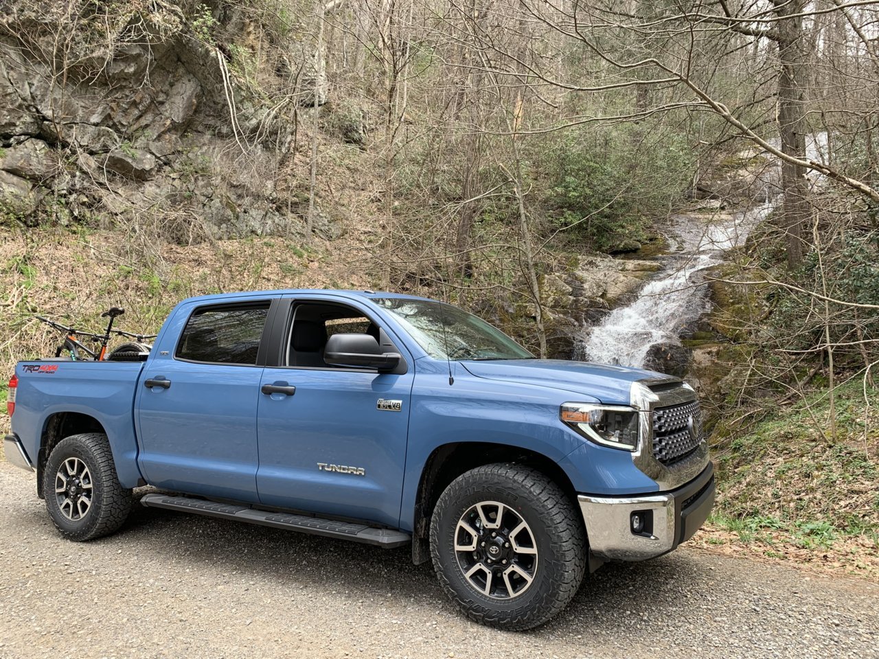 Can i see your 275/70r18 please.