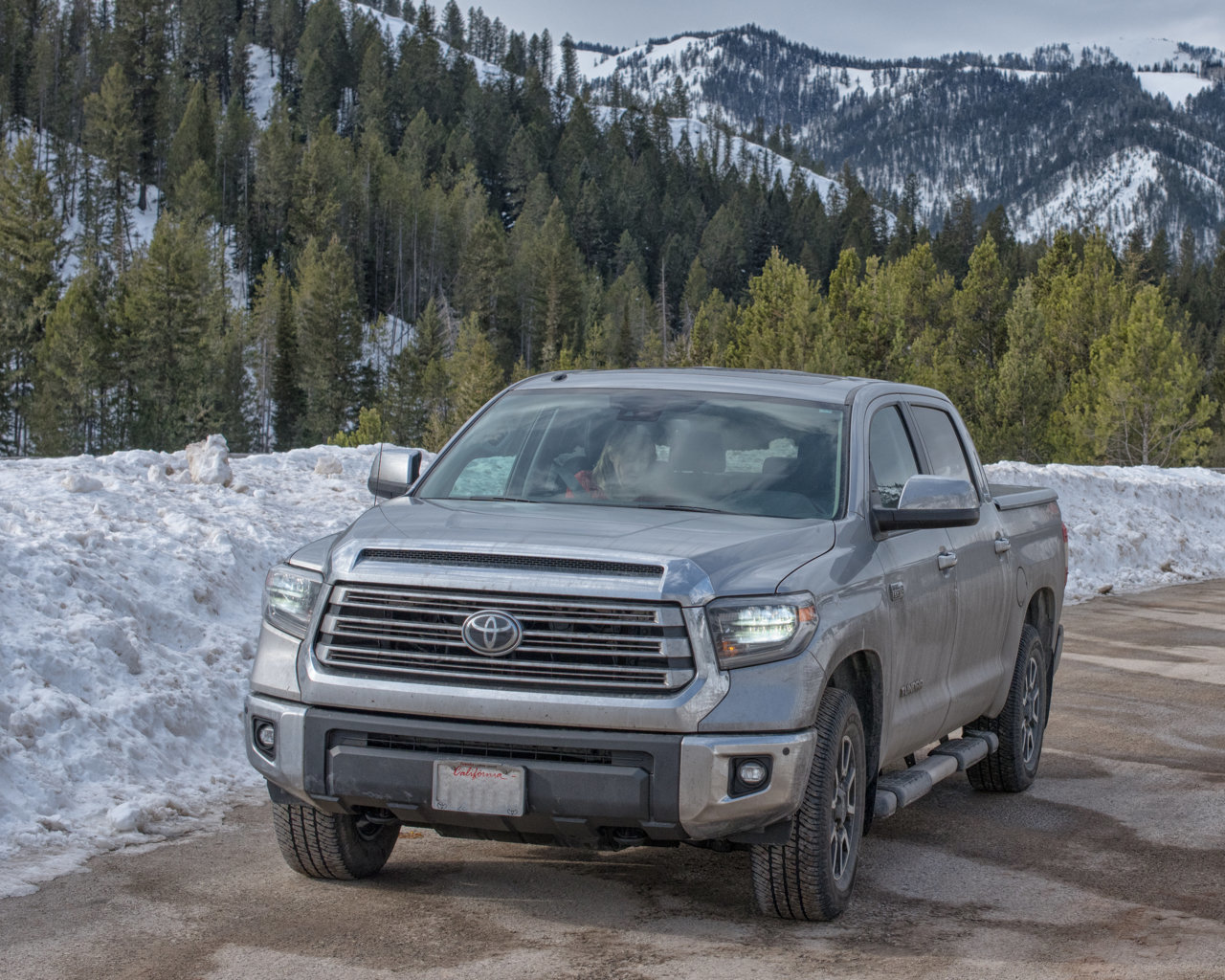 Let's see your tundra in scenic places!