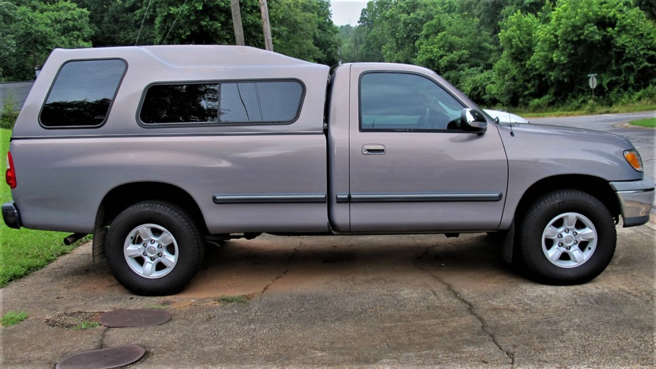 2003 toyota tacoma camper shell