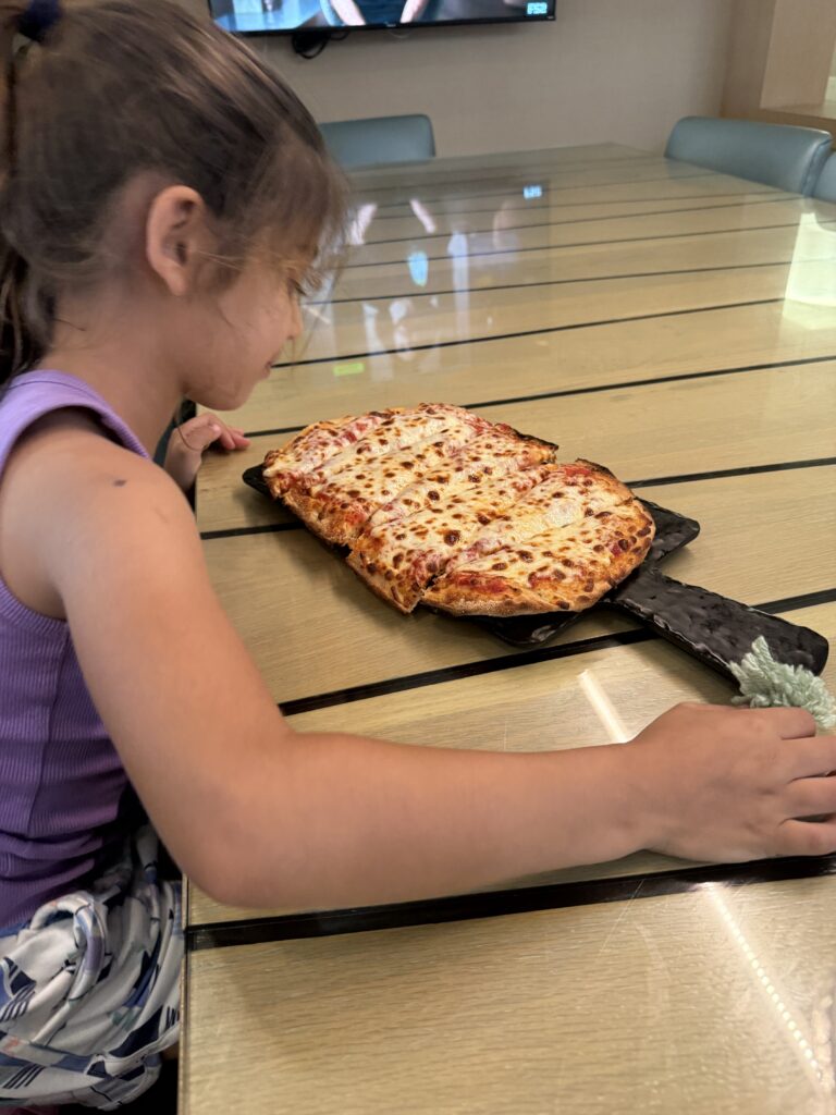 Pizza at Harbor Bar and Bistro
