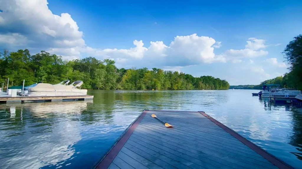 Create a Functional Kitchen on Your Boat Dock
