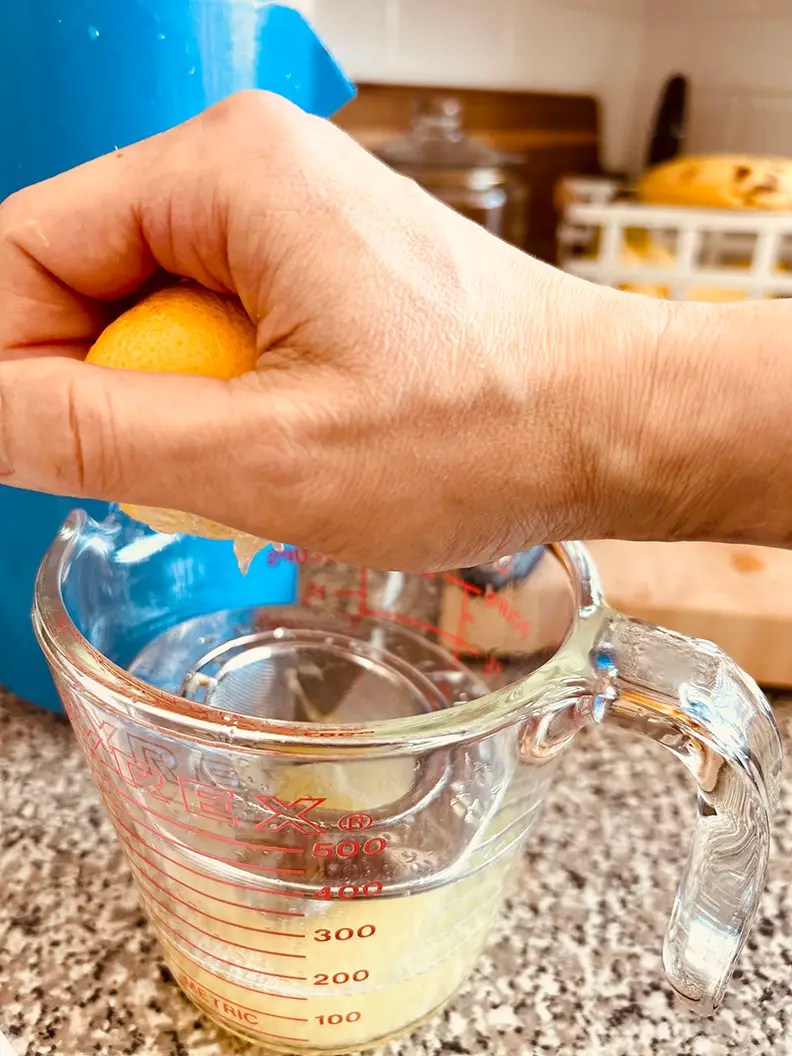 A Refreshing and Easy Homemade Lemonade