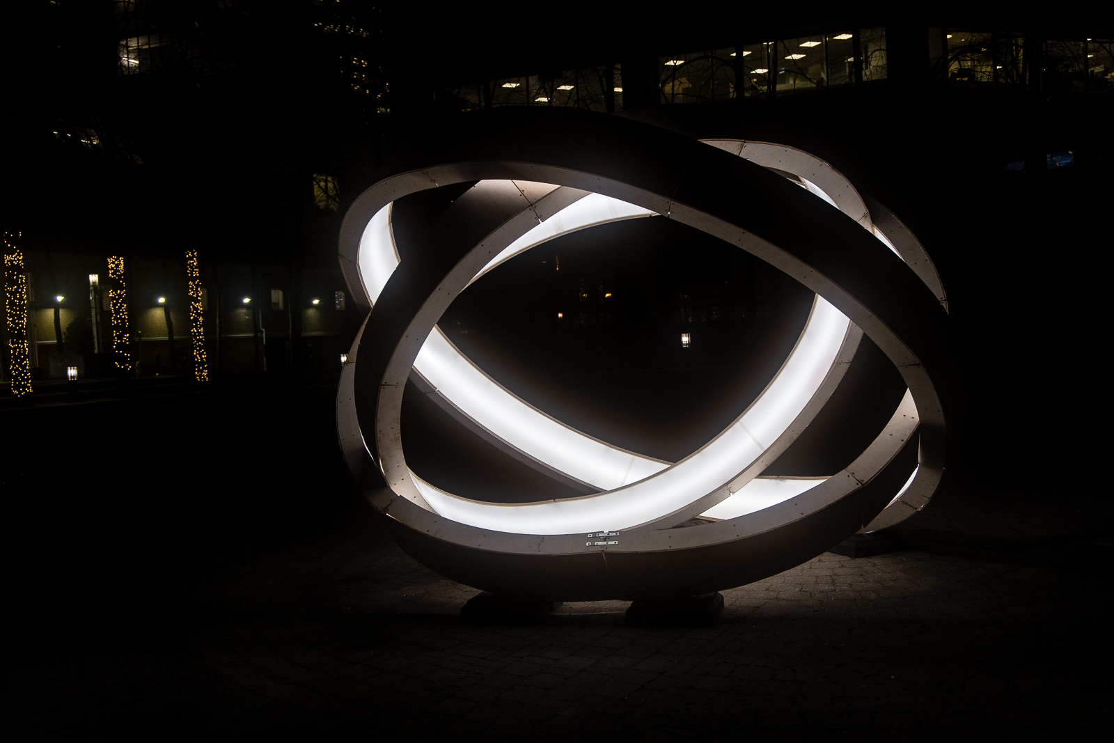 Illuminite: “SAM Lamp”