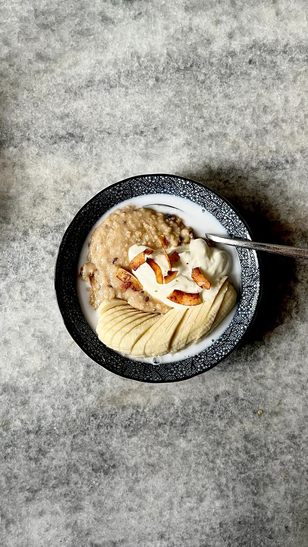 Blueberry coconut porridge mix