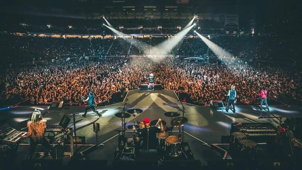 See Guns N Roses At The Abu Dhabi Grand Prix Todd Hancock