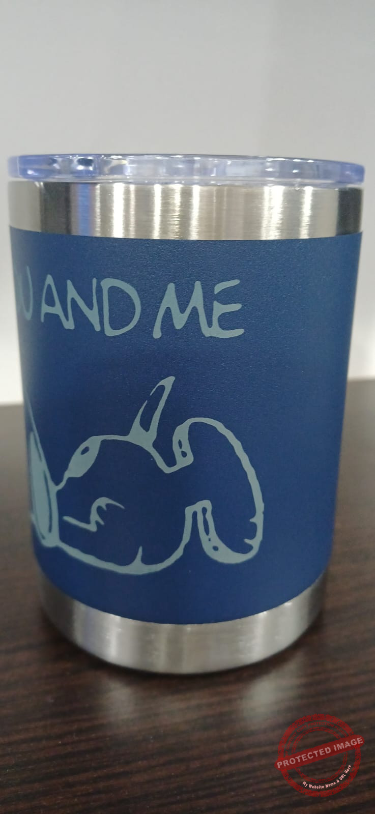 Alternative view of VASO TERMICO SNOOPY