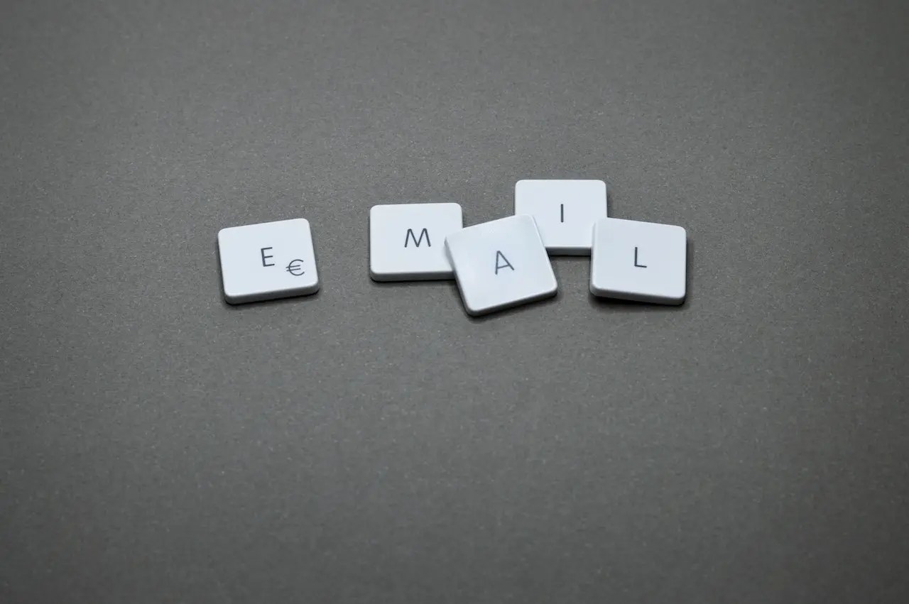 3 Contoh Email Follow-Up Penawaran
