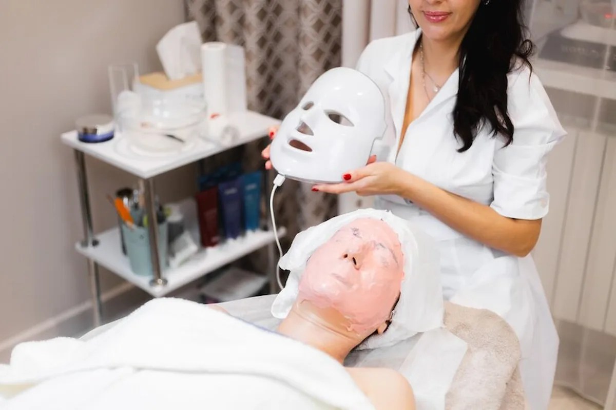 Strategi Cross Selling Klinik Kecantikan yang Efektif