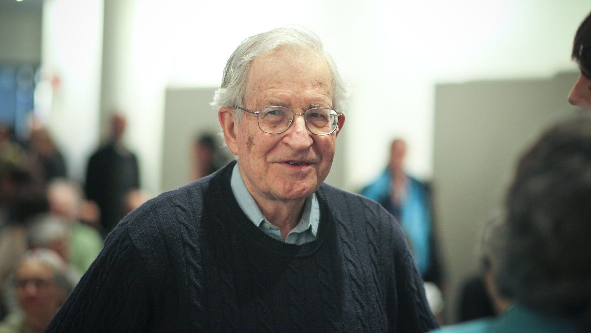 noam chomsky profile_tokoh.co.id