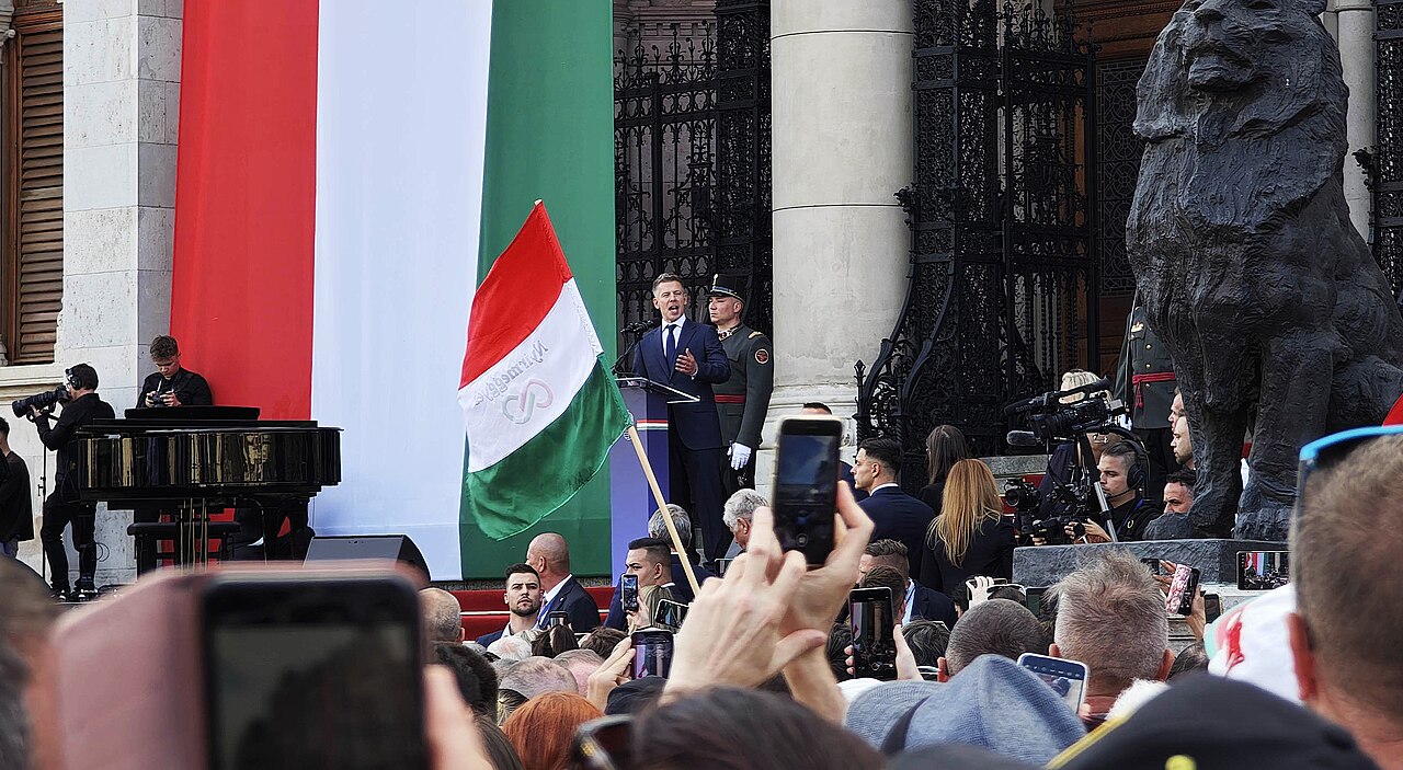 Peter Magyar's speech at the convening of the National Assembly in Budapest. Photo via Elekes Andor / Wikimedia Commons.