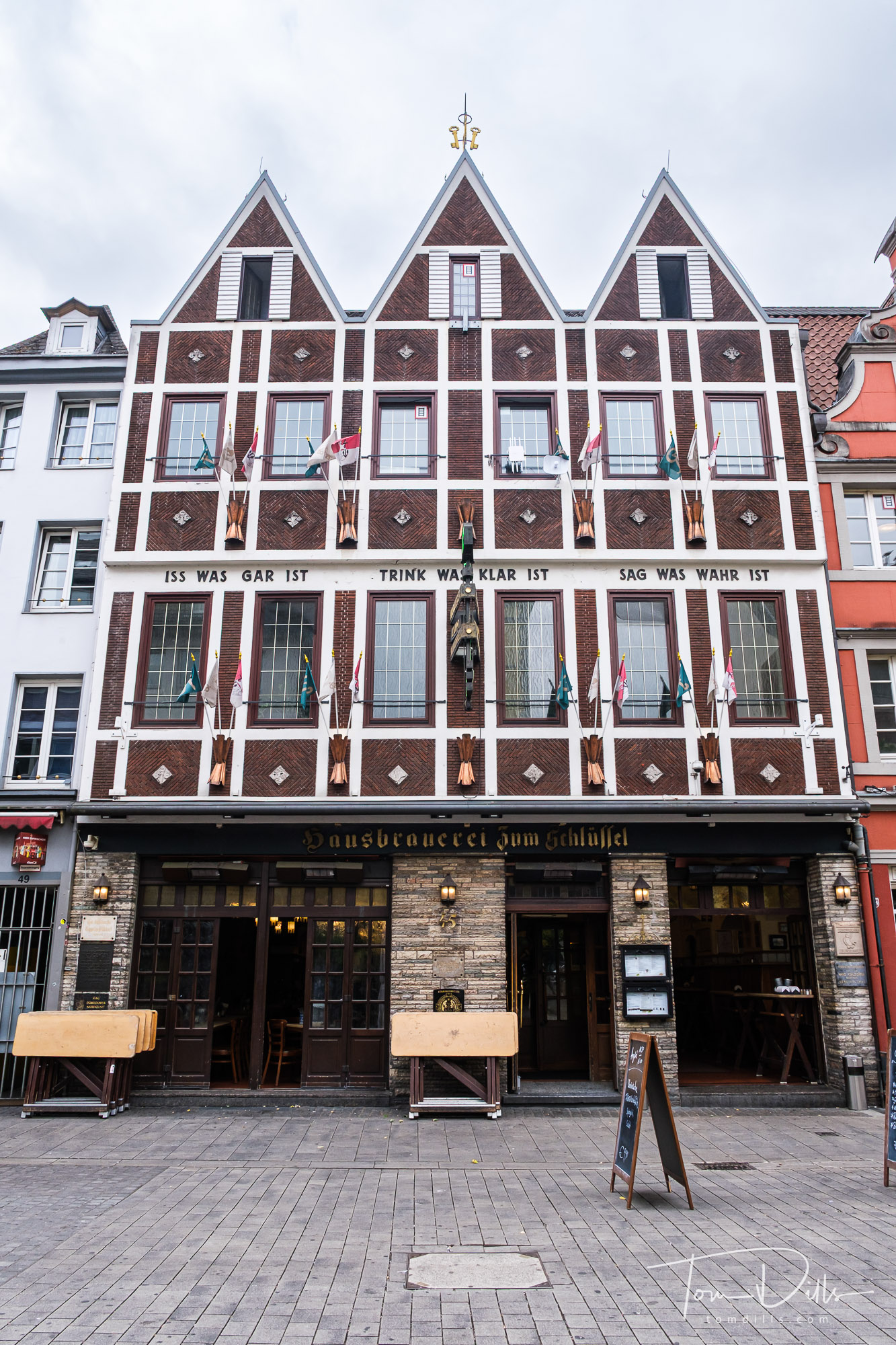 Eat Whats Cooked, Drink Whats Clear, Say Whats True. Hofbrauhaus Zum Schlüssel, a historic altbier brewery in Dusseldorf, Germany