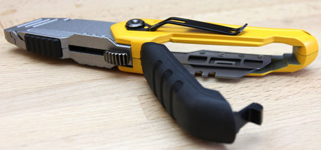 Dewalt Folding Utility Knife Review