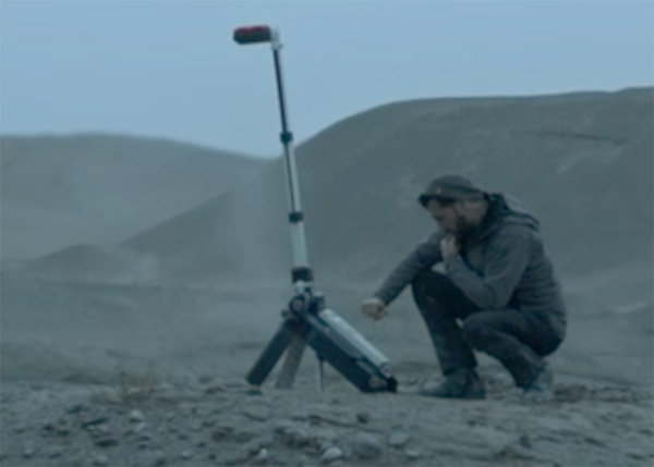 Milwaukee M18 LED Site Light Used in Expanse Season 4