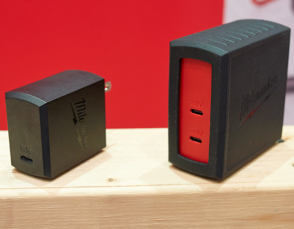 Milwaukee Top-Off USB-C Wall Adapter Chargers