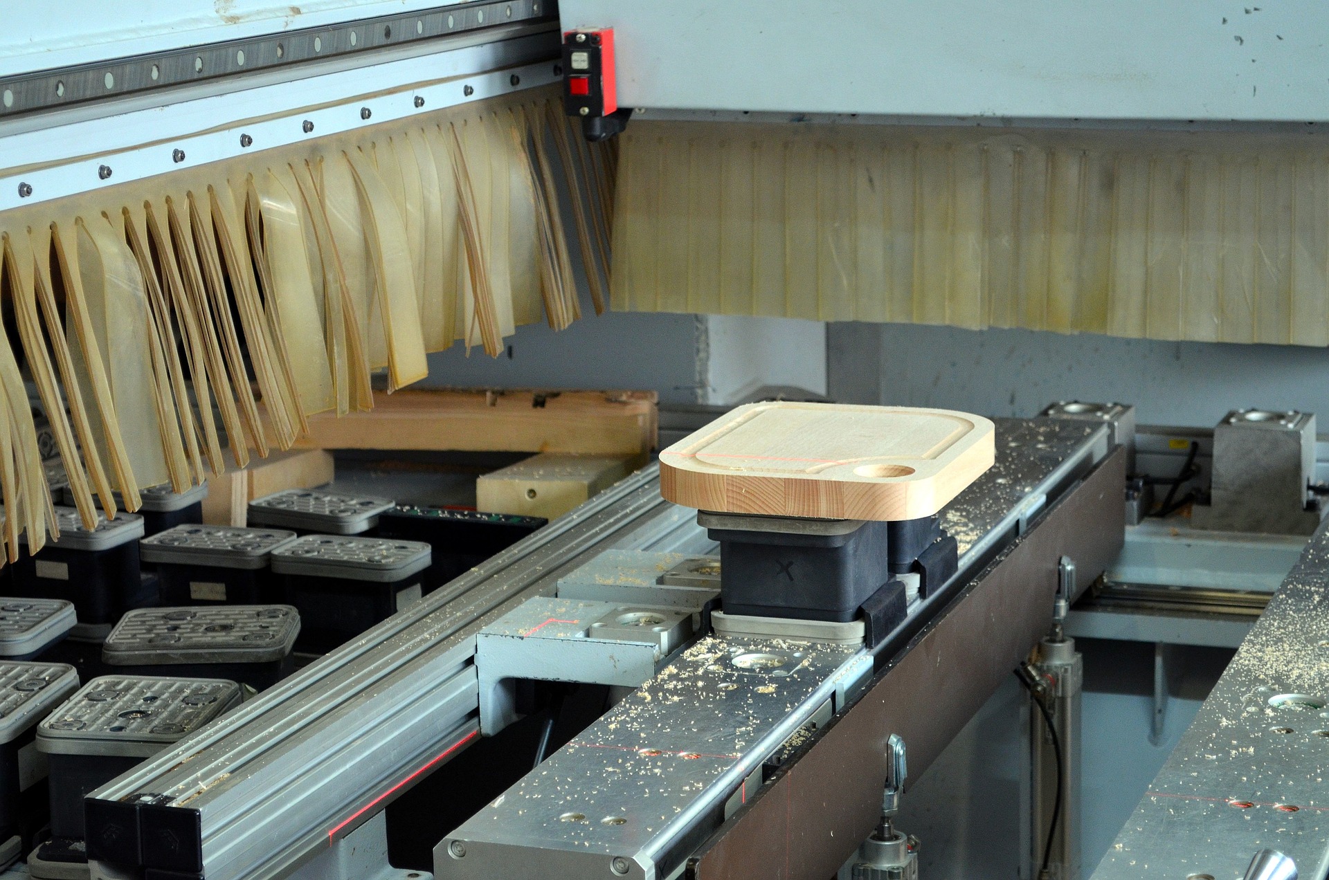 Massive list: used woodworking machines and commercial equipment