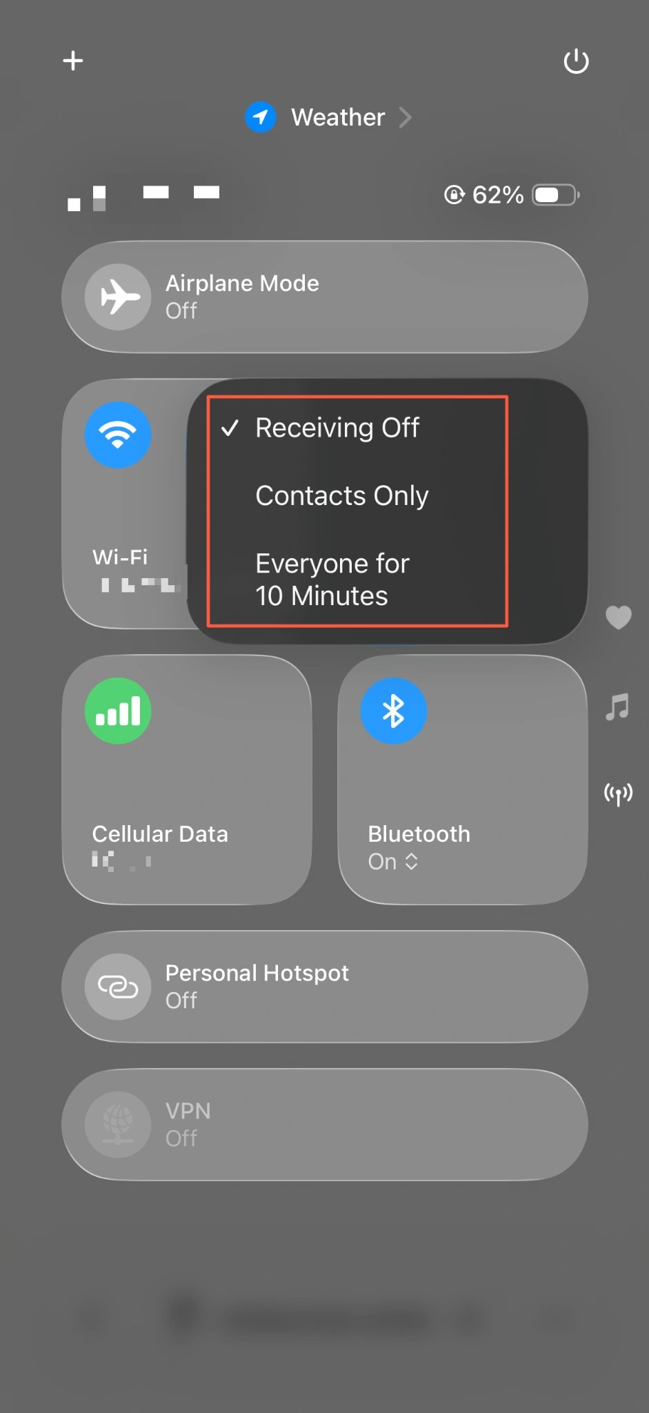 AirDrop receiving options in iPhone Control Center with Everyone for 10 Minutes highlighted