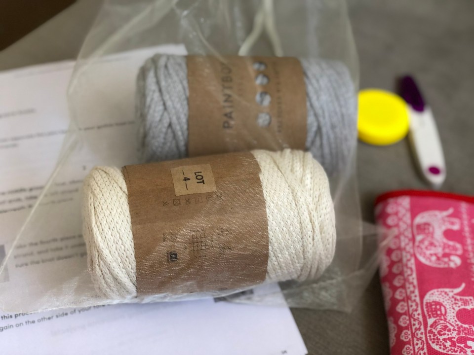 The recycled yarn