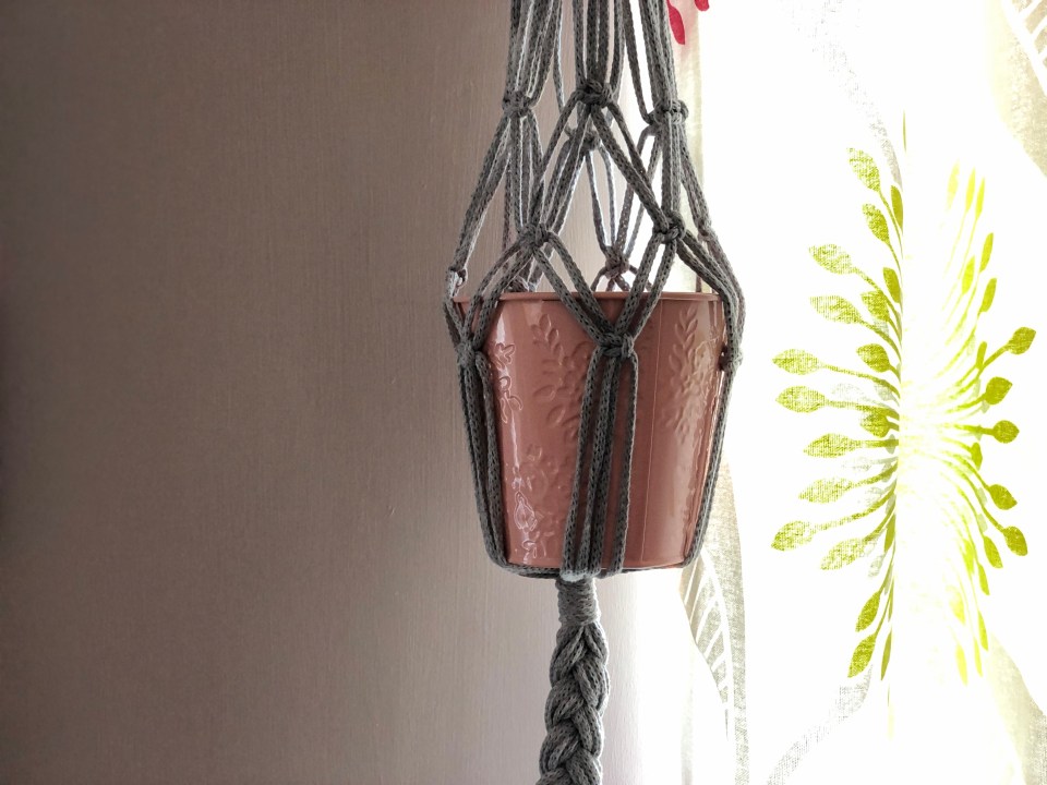 Macrame Plant holder