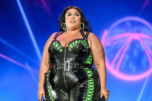 Lizzo gets Emotional as Pet Dog Pooka Dies on Christmas Eve