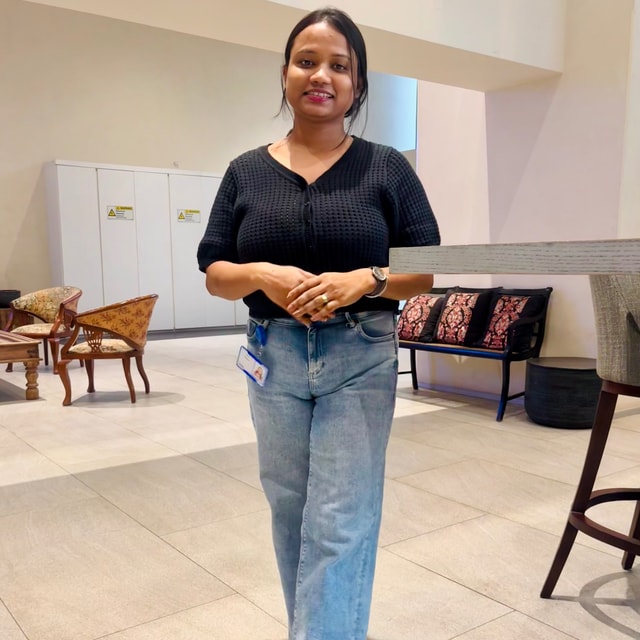 Aparna Debnath - Premium Minimal Background Gallery - Full HD