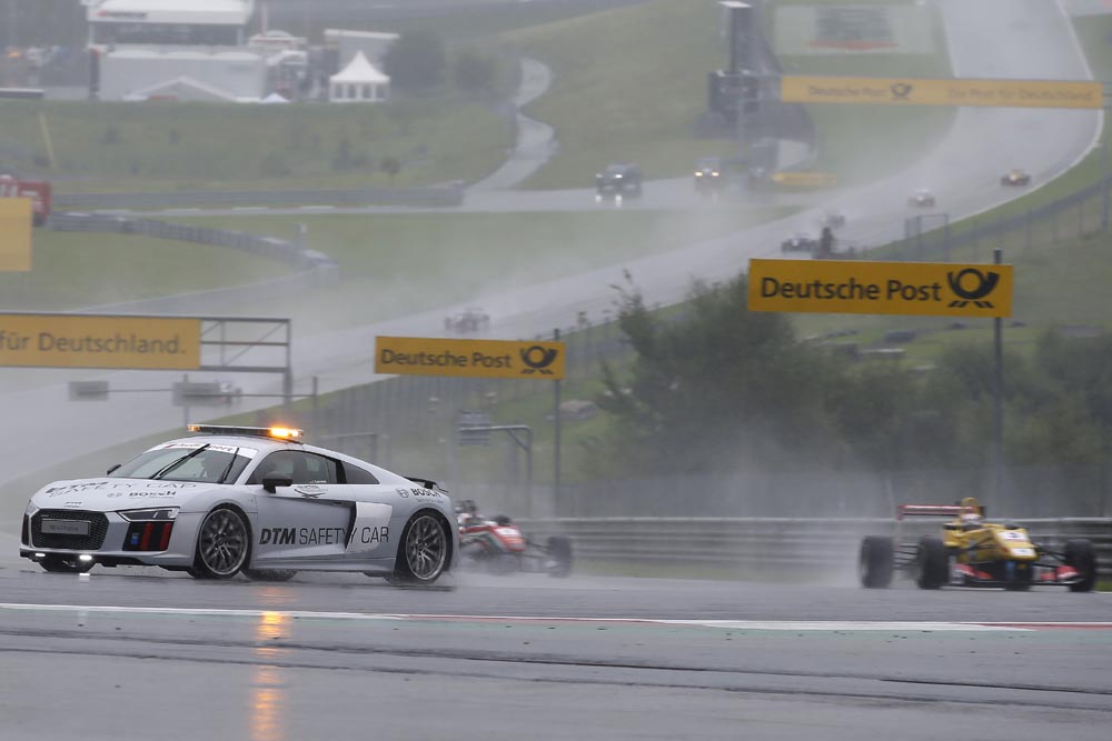 Giovinazzi siegt bei strömenden Regen am Red Bull Ring © FIA-Formel 3