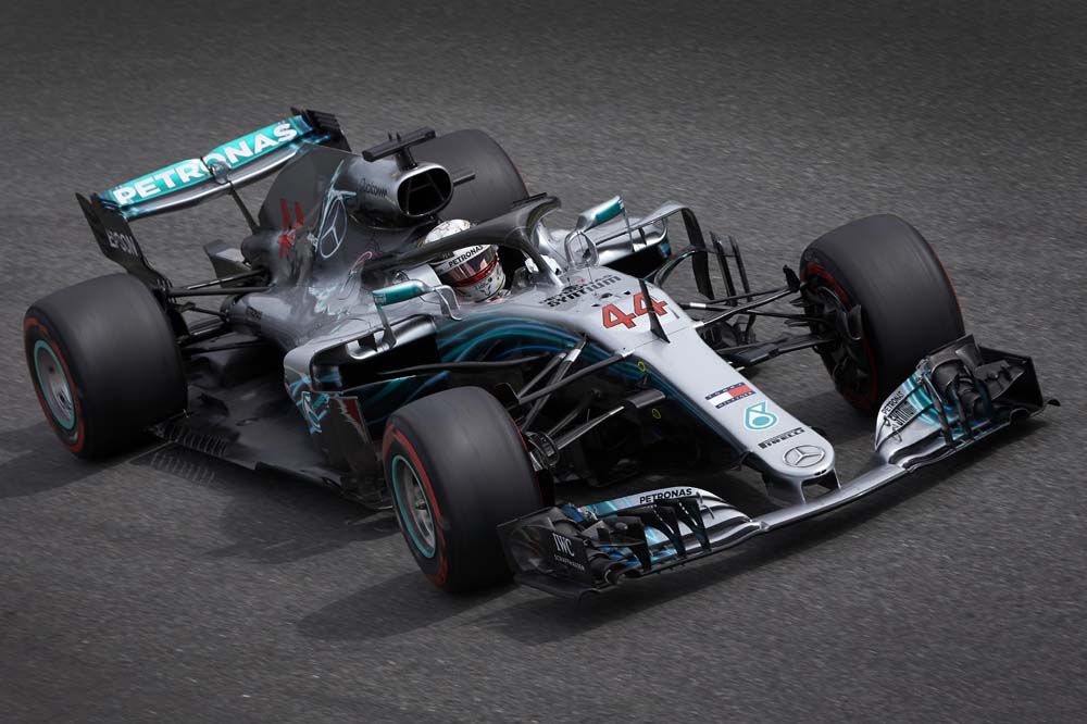 Lewis Hamilton siegt im Ferrari-Land © Daimler AG - Steve