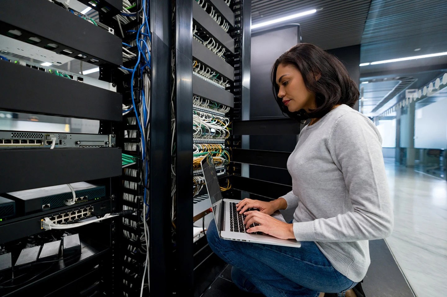 a-female-network-engineer, female-cybersecurity-professional