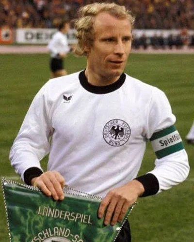 berti-vogts-529b34b6-07d7-40f1-a21e-db6f36fadf3-resize-750