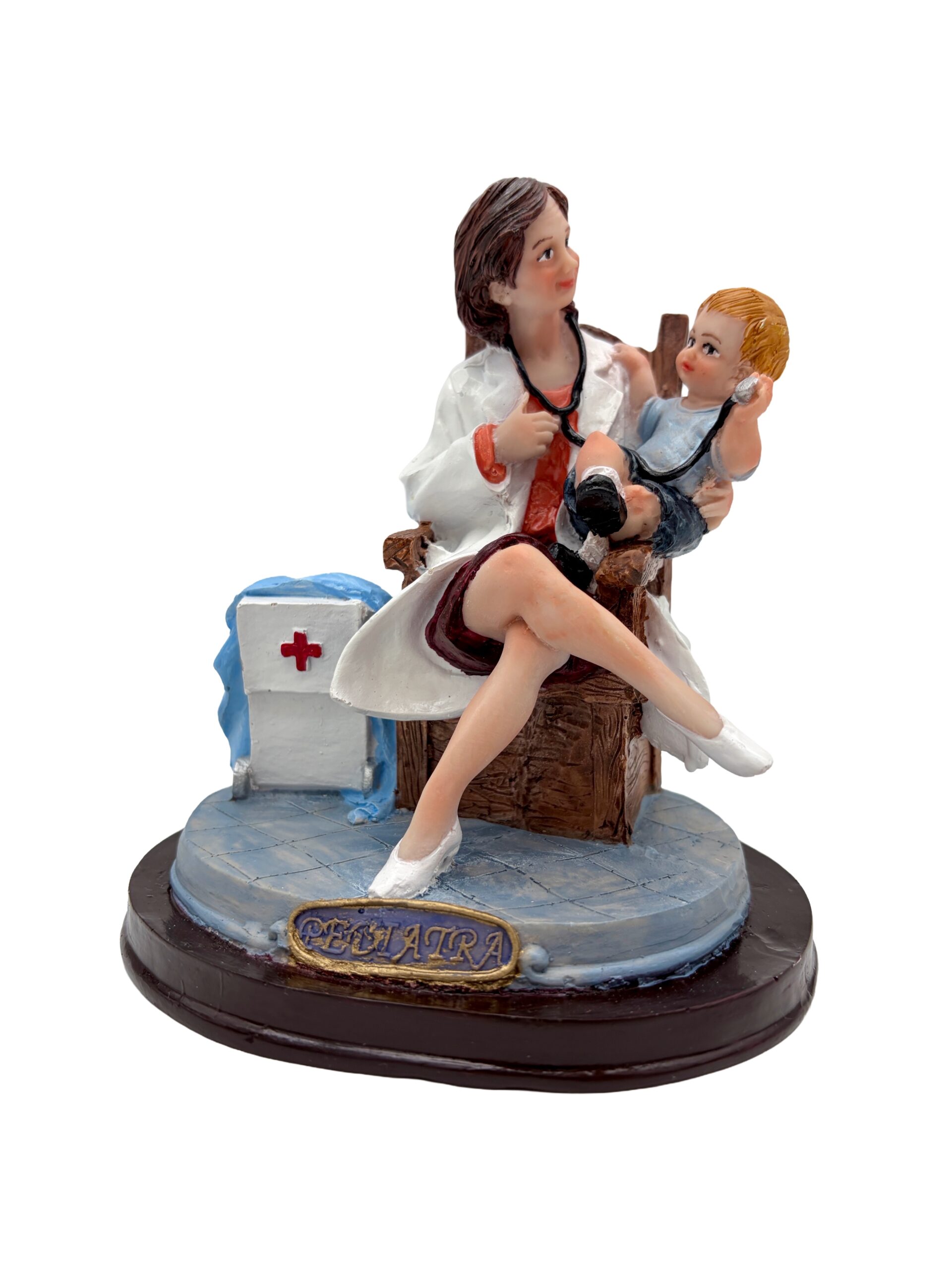 PEDIATRA SENTADA CON NIÑO