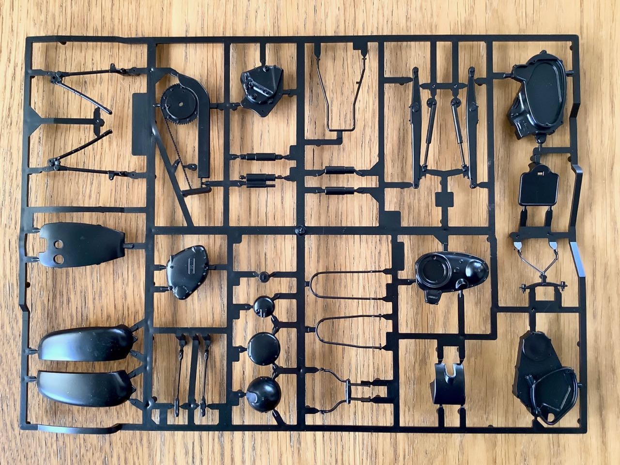 ヴィンセント Black Shadow 1/8スケール メタルキット 未組立 VINCENT Black Shadow | toritome