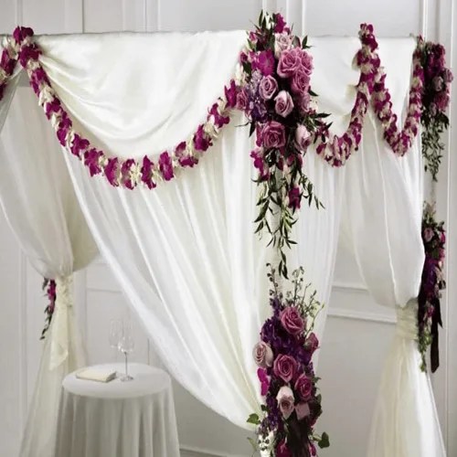 Chuppah Décor Flowers1