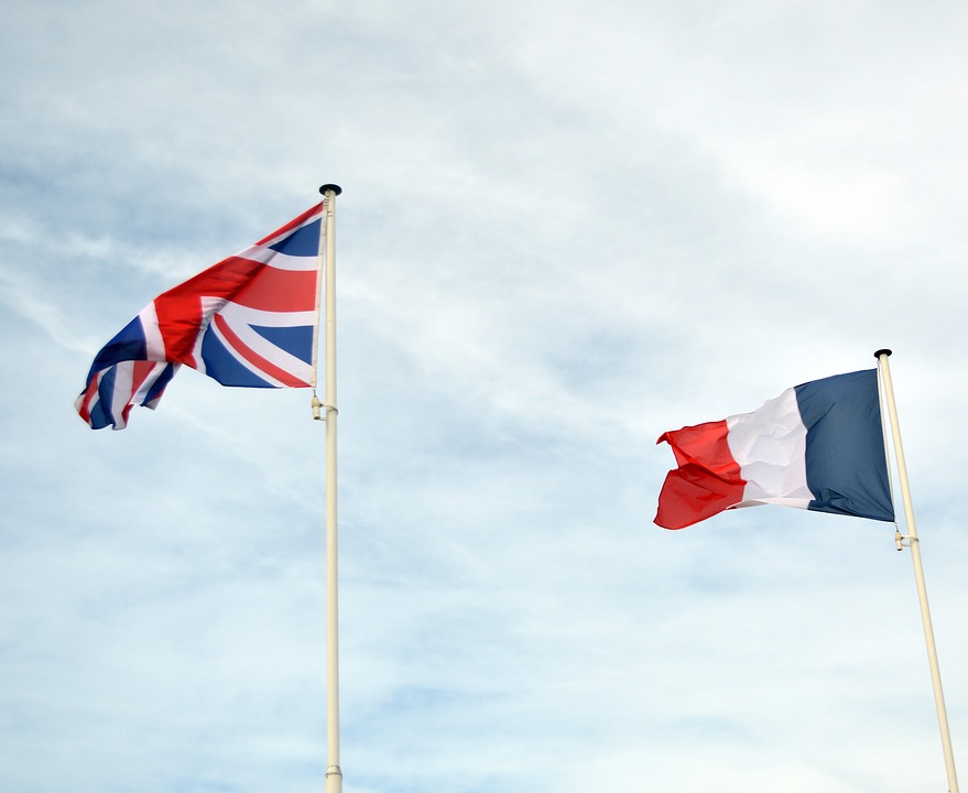 Toronto immigrants moving guide- learn english and french