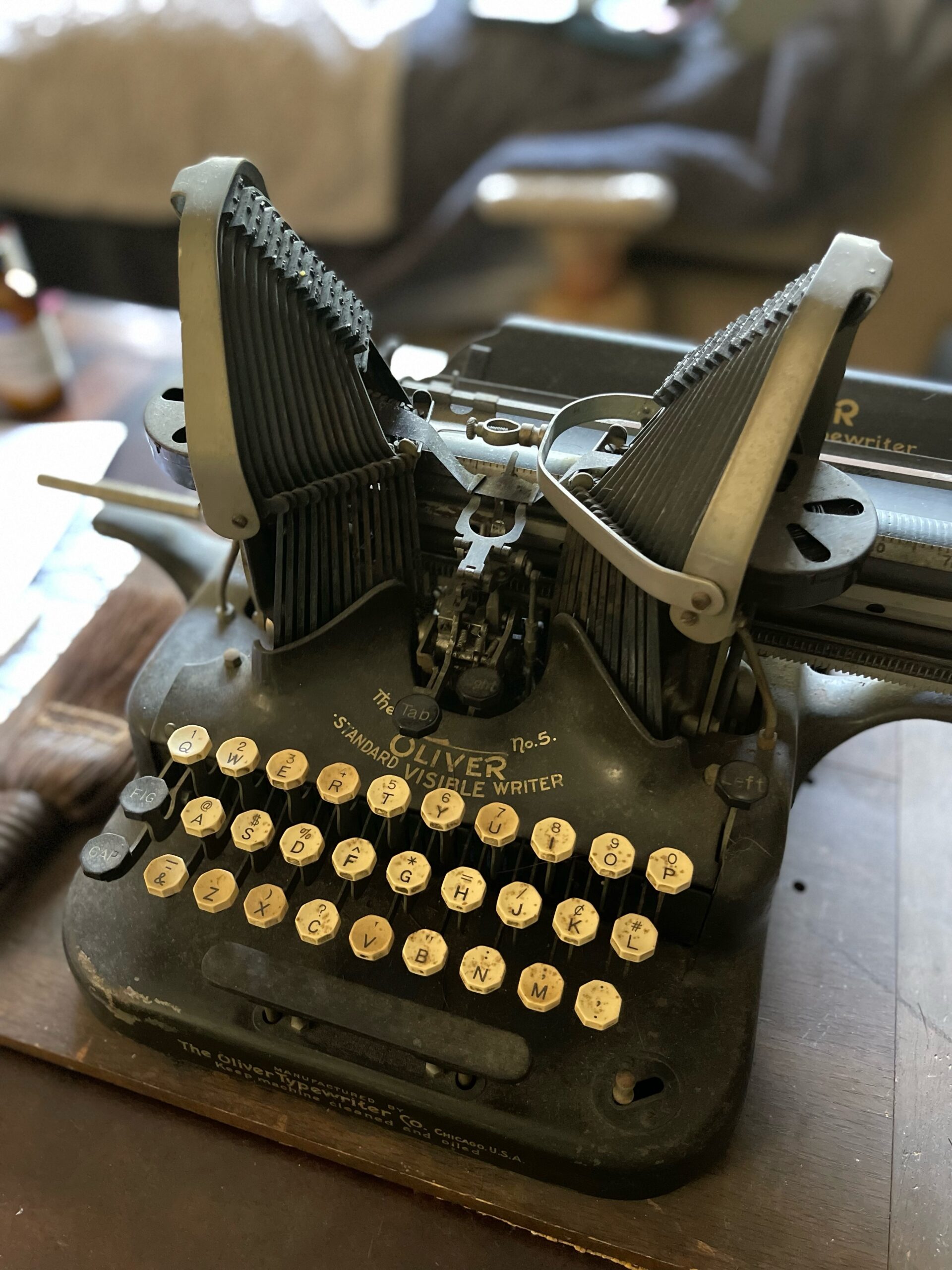 Object History: The Oliver "Batwing" Typewriter