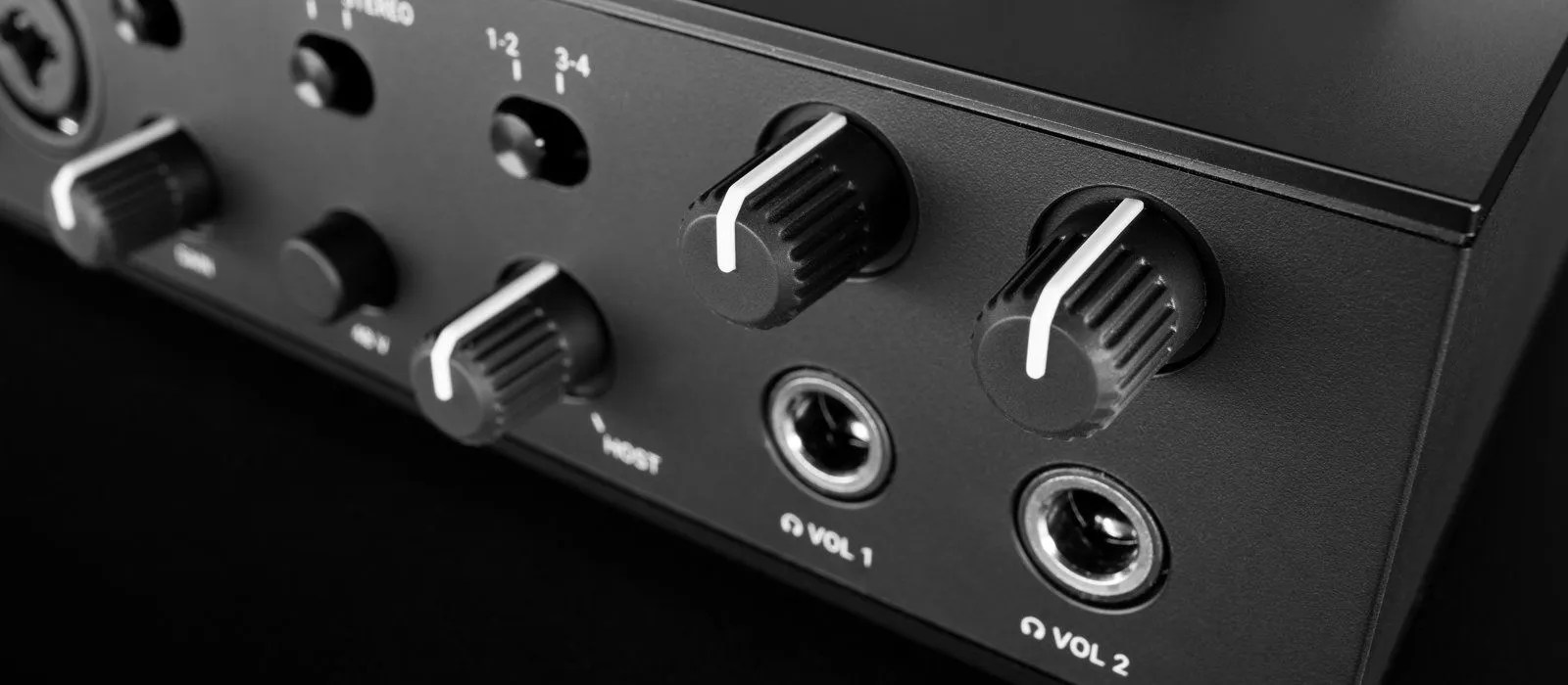 Komplete Audio 6 MK2