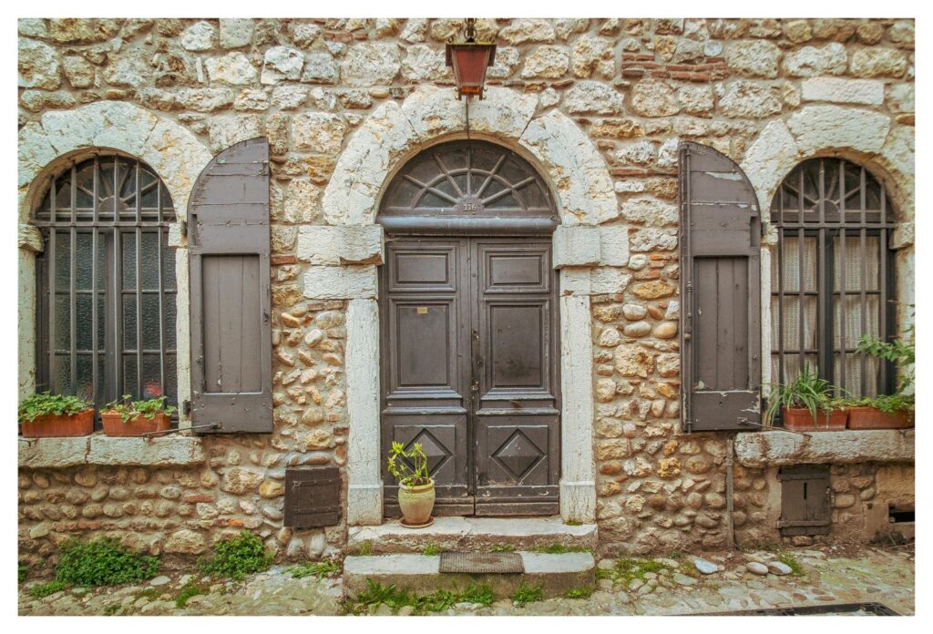 Hübsch restaurierte Fassade