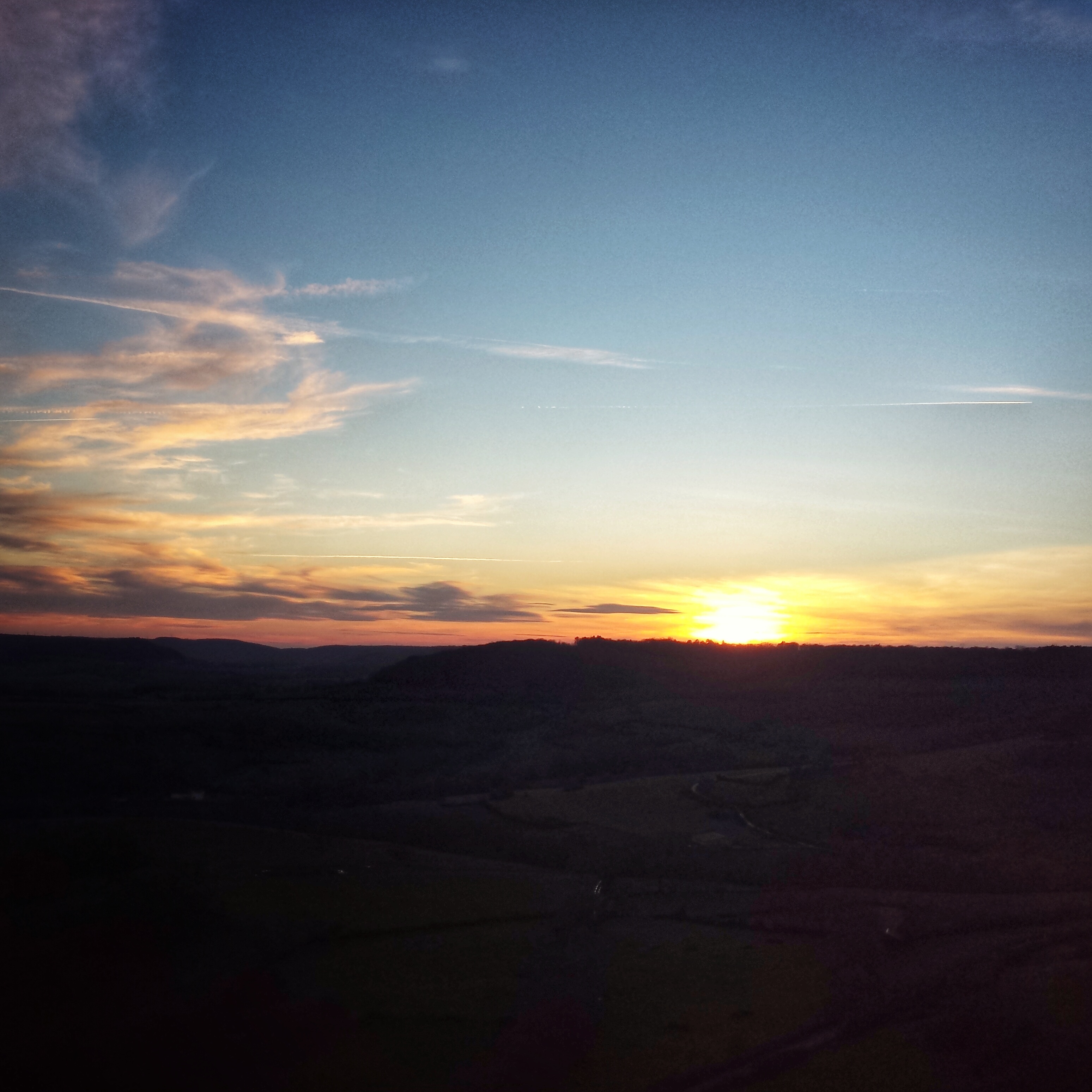 Couleurs pastels du coucher de soleil Baulme la Roche