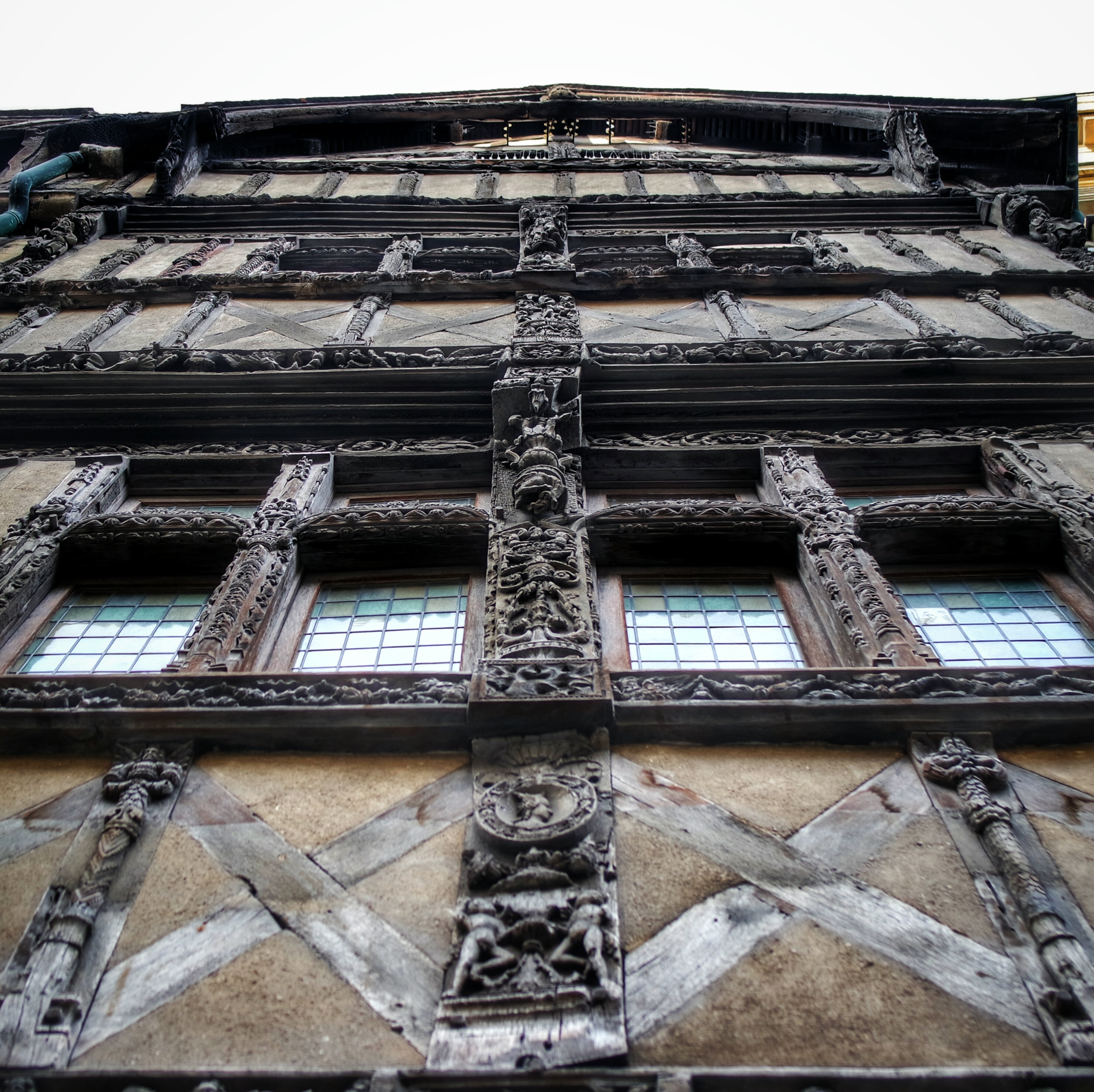 façade à pan de bois, rue St Pierre