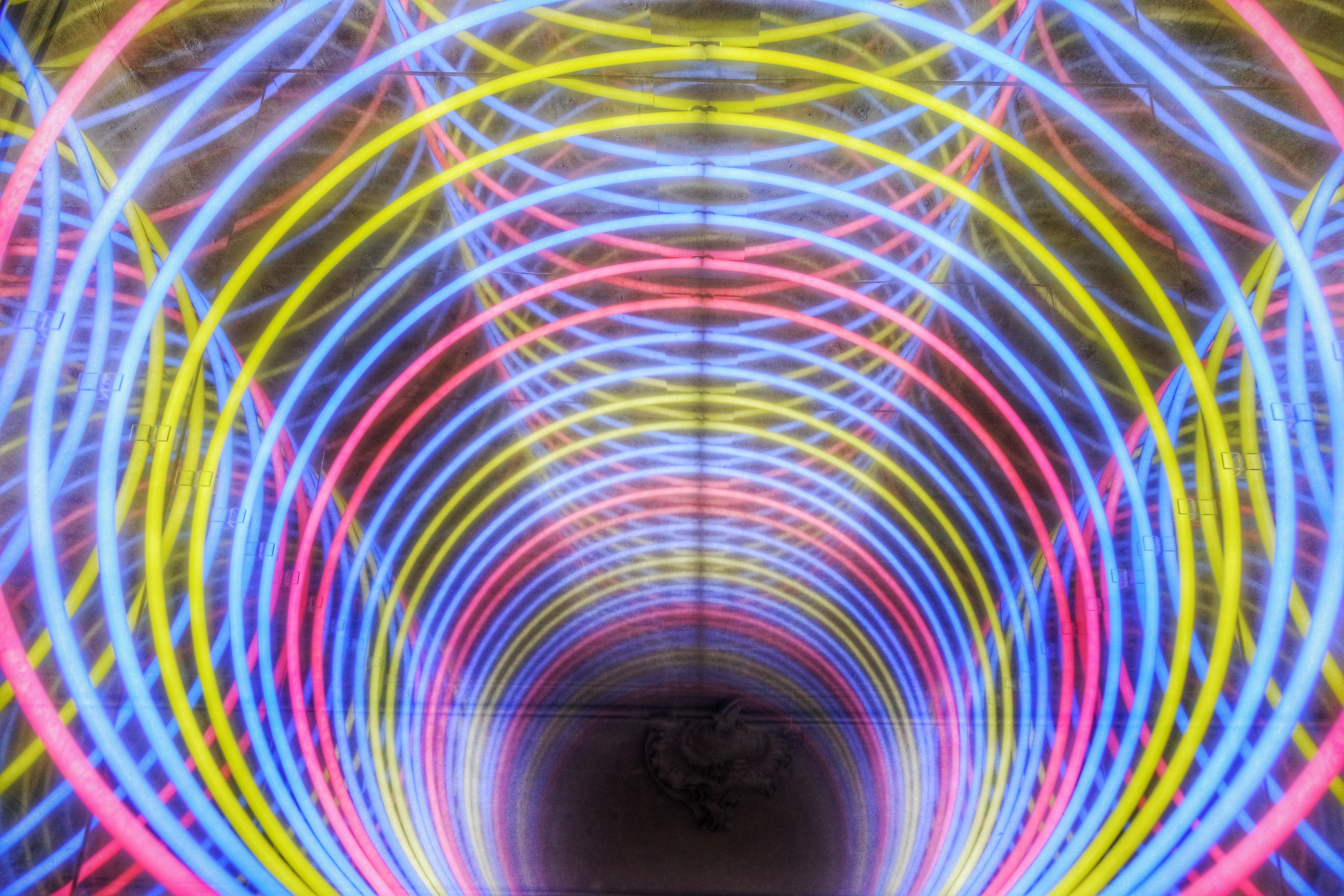 Abbaye aux Hommes intérieur, hotel de ville, Oeuvre de Paolo Scirpa série Ludoscope