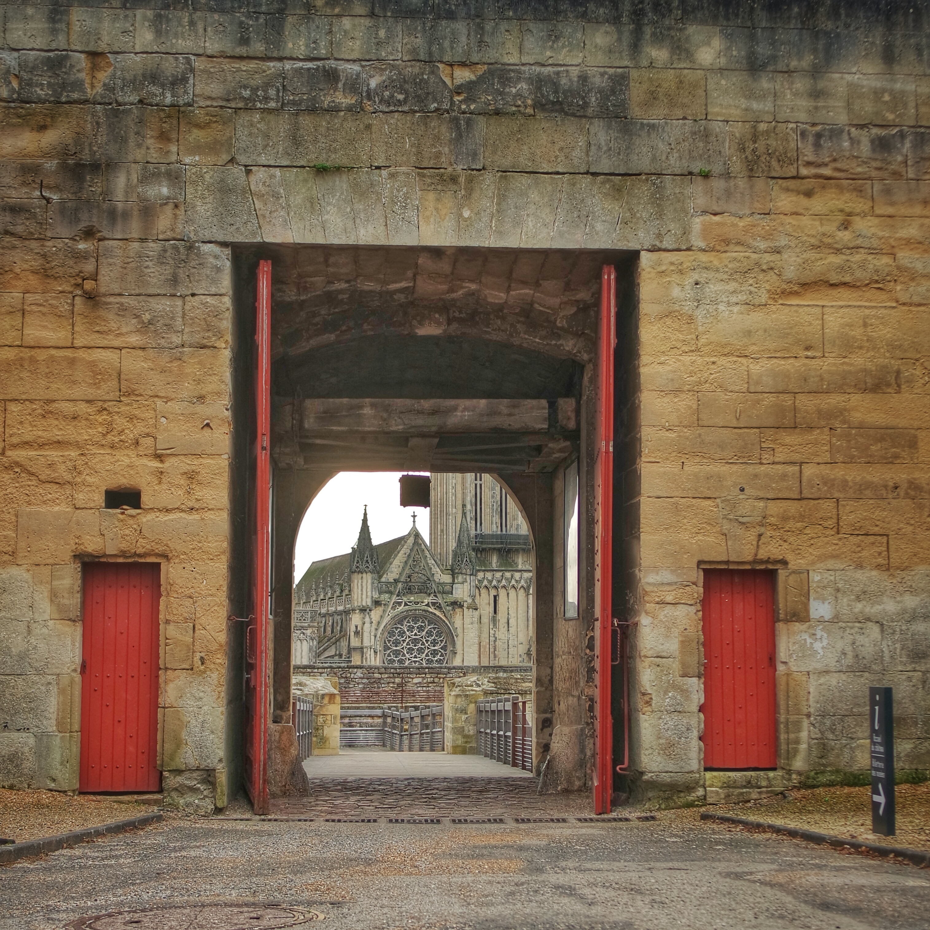 porte château ducal Caen