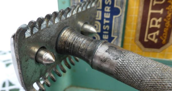 Modern Razor