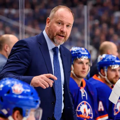 Islanders Turn to Experience as DeBoer Takes Charge in Late-Season Shake-Up
