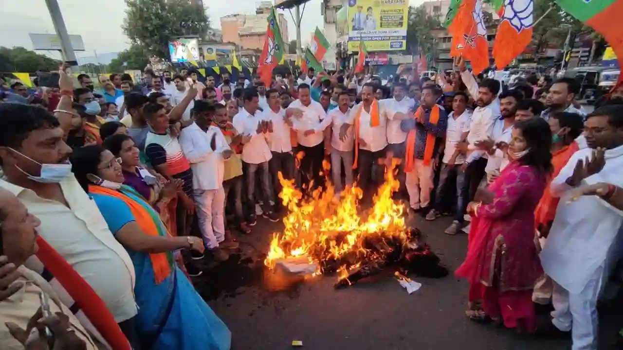 BJP workers hold protest in Sakchi against provision of Namaz room in Jharkhand Assembly