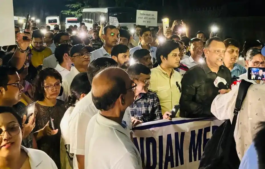 Doctors Demand Justice for Murdered Junior Female Medic of Kolkata