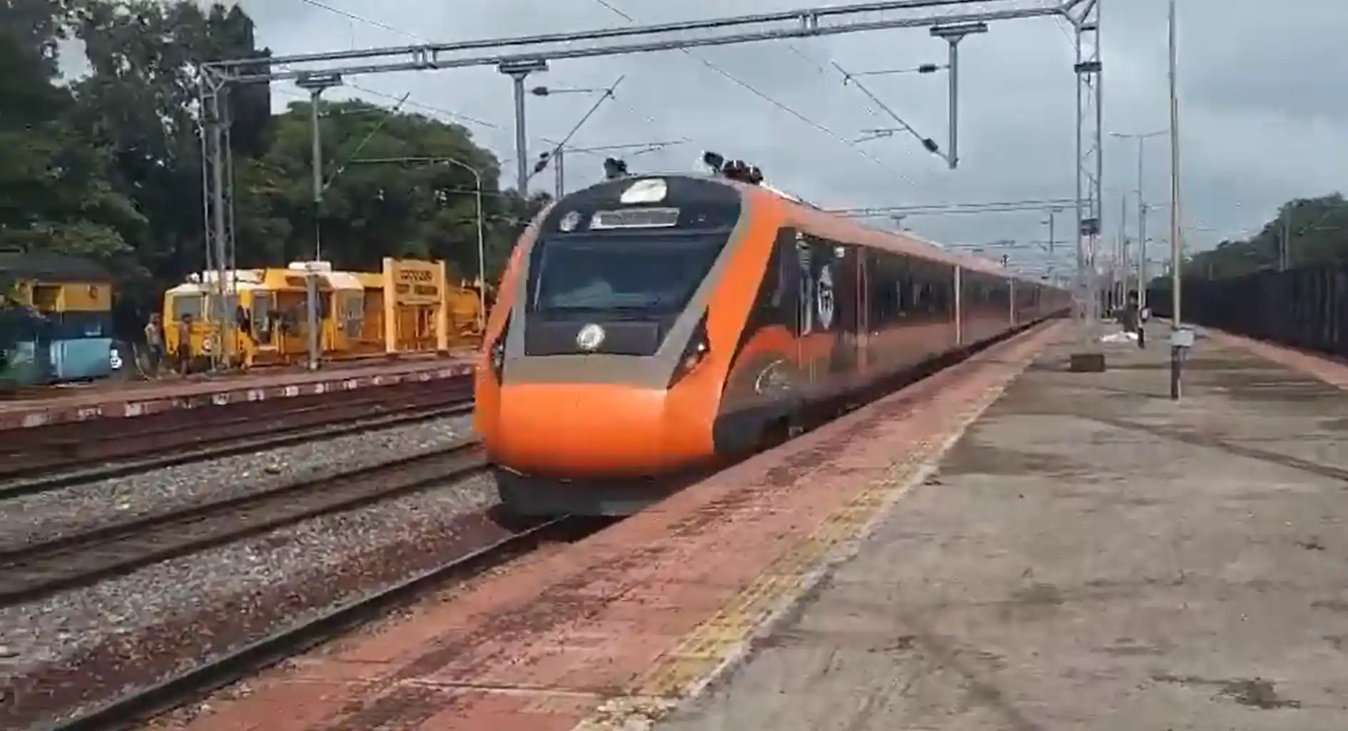 Vande Bharat Express Trials Succeed on Tatanagar-Berhampur Route