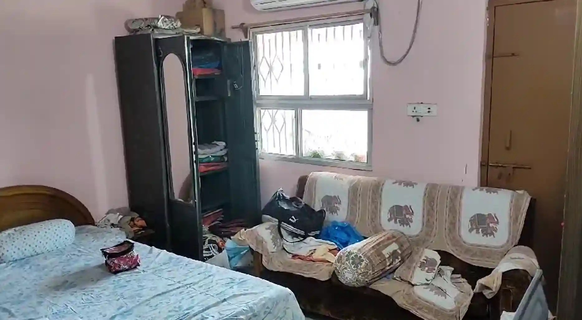 Thieves Target Five Flats in Adityapur Society