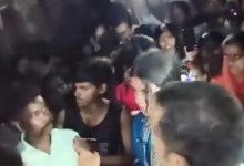 Koderma: Woman Attacks Police With Knife, Accused Flees