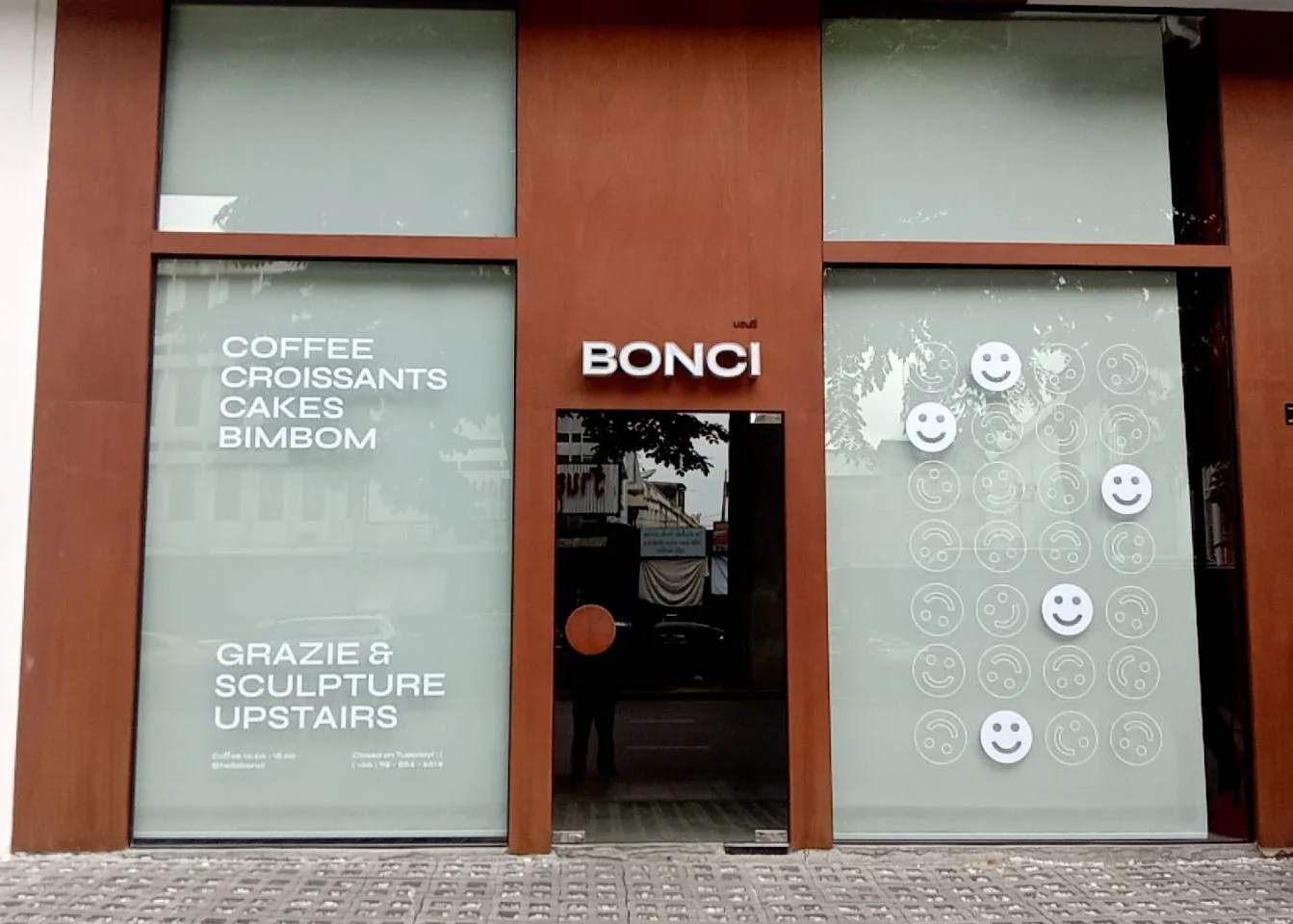 Bonci - sign by Thai Prasith Signtech