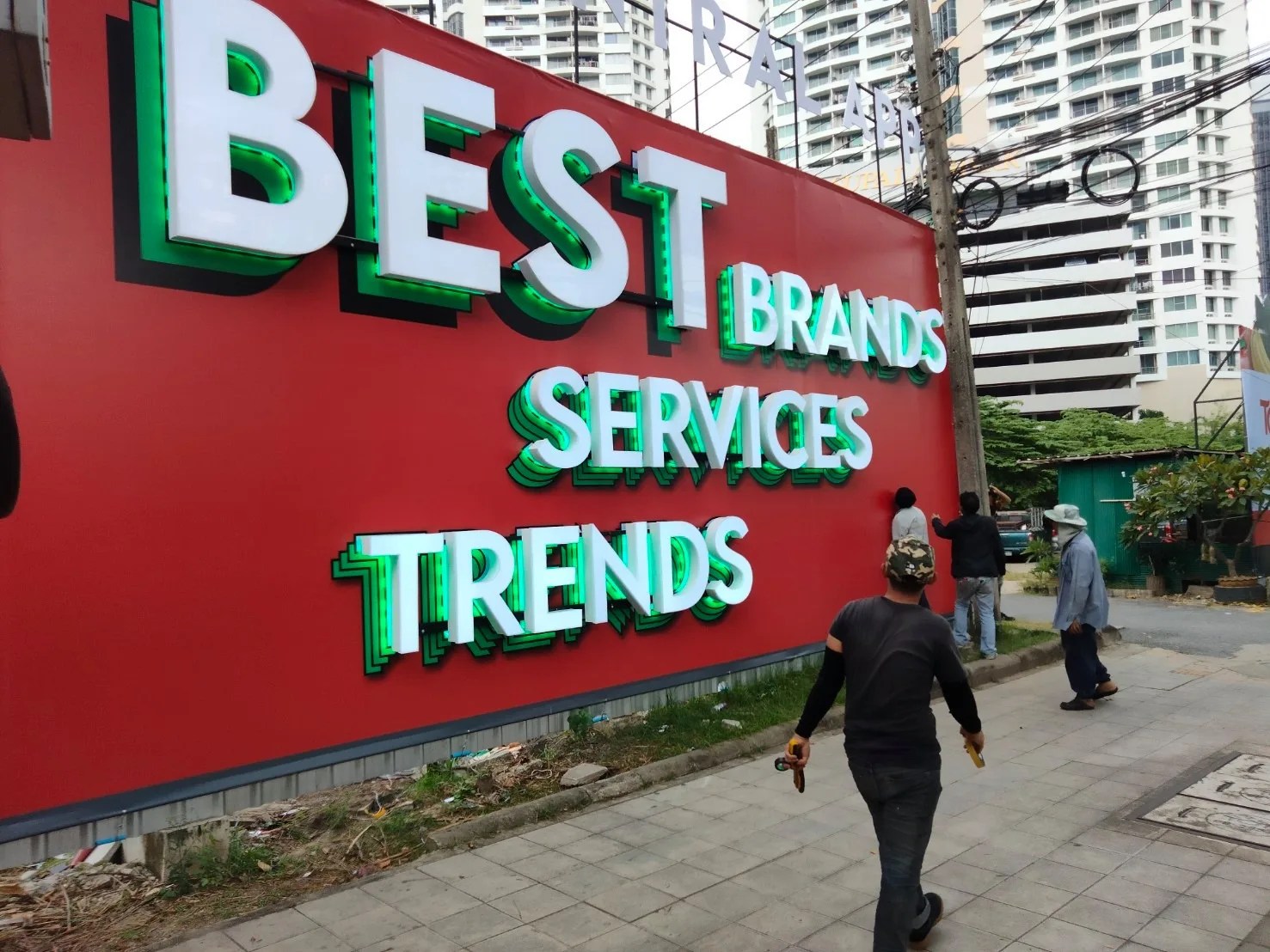Your Best Shopping Friend - sign by Thai Prasith Signtech