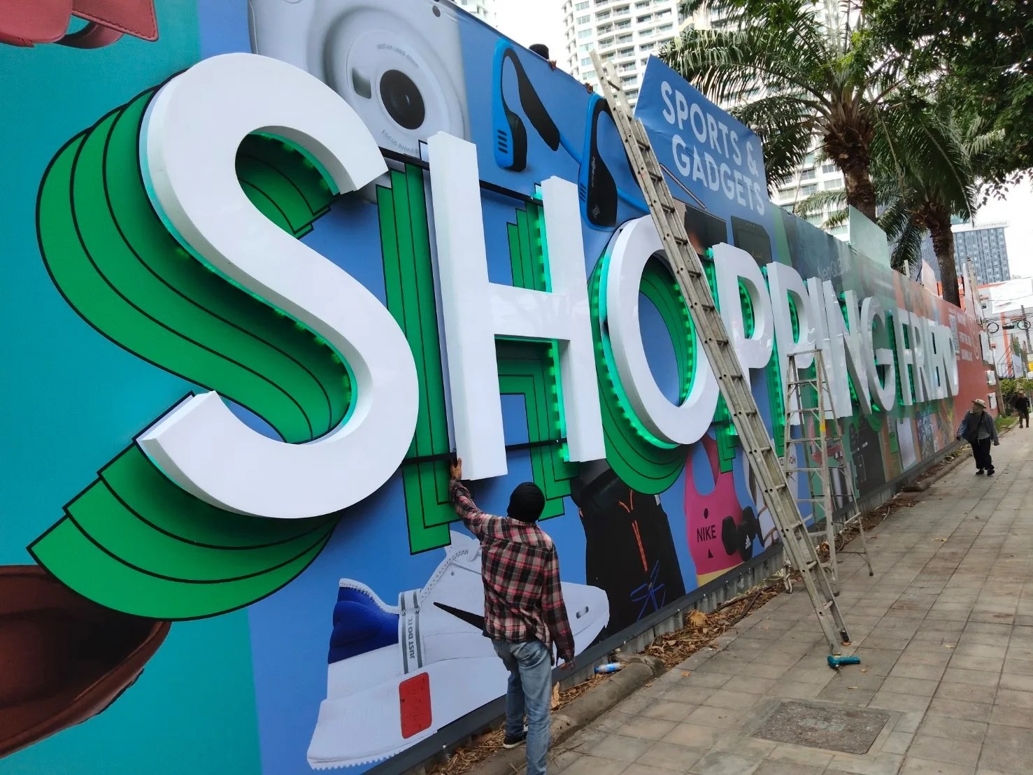 Your Best Shopping Friend - sign by Thai Prasith Signtech